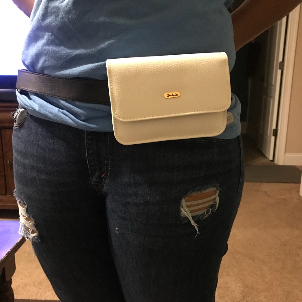 NWOT-DALILA MULTI-USE MINI BAG BELT POUCH